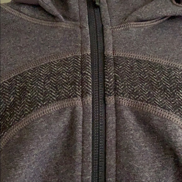 Lululemon Stride Jacket - Picture 6 of 8